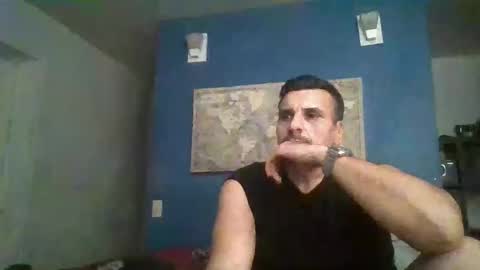 fuego1ento22 online show from December 23, 11:47 am