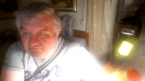 fukingcrazy online show from May 22, 5:20 pm