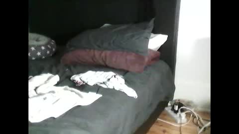 Pizzaz online show from February 21, 6:26 pm