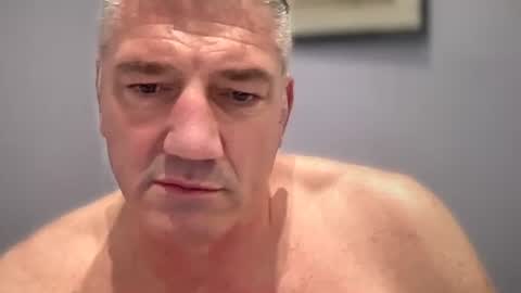 fullback_15 online show from April 19, 2:29 pm