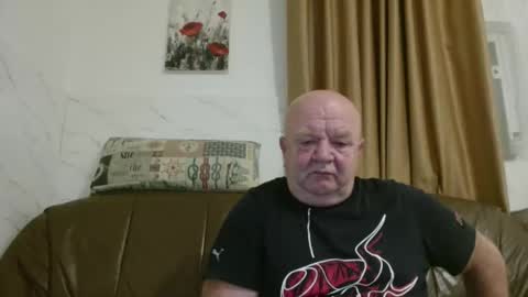 fullballs6 online show from January 8, 4:18 am