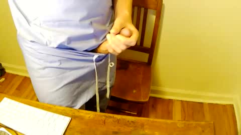 Snapshot of funstr8guy909 chatting on October 23, 11:38 pm funstr8guy909 online show from October 23, 11:38 pm