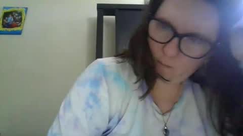 fuzzypeaches87 online show from February 25, 2:31 pm