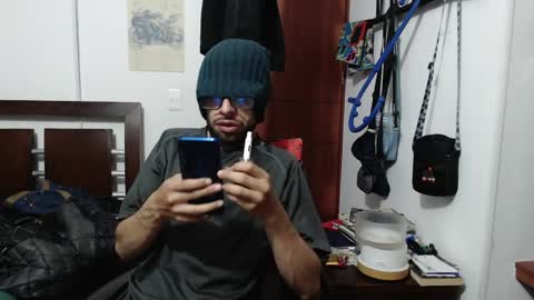 andrew online show from April 1, 6:25 am