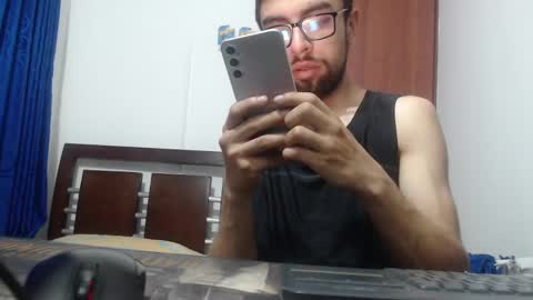 Snapshot of fvckhorneyguy chatting on February 27, 12:46 am andrew online show from February 27, 12:46 am