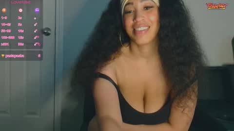 Snapshot of gabbiicakez chatting on October 28, 5:14 pm Gabbii Cakez online show from October 28, 5:14 pm