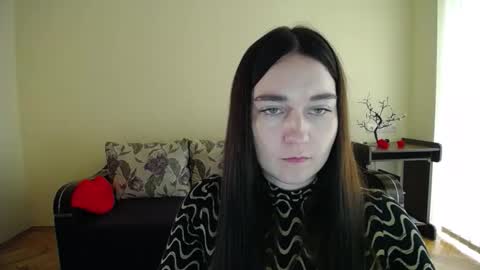 Jaklin online show from September 18, 11:25 am