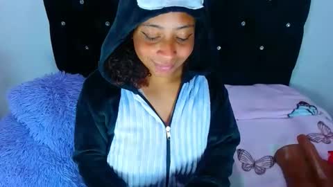 gabi_jhons_23 online show from December 14, 8:31 am