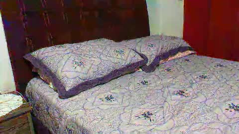 gaby  layla online show from October 24, 11:27 pm