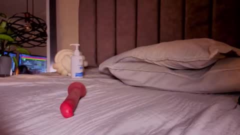 Carolina online show from November 14, 12:13 am