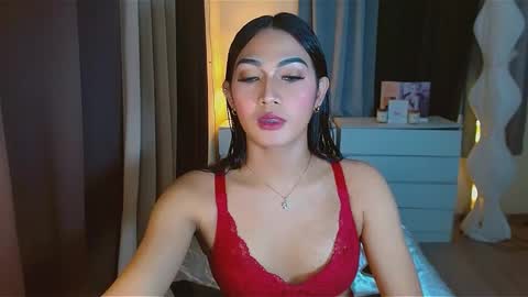 gabriela_deluxe online show from February 4, 9:30 pm