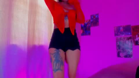 Gabriela online show from February 18, 2:28 pm