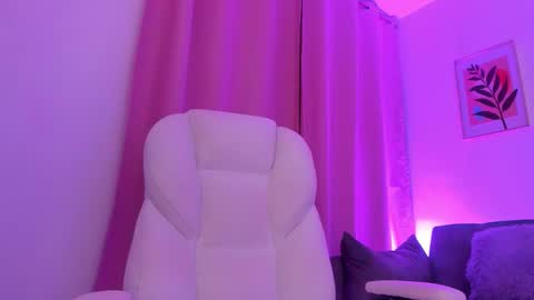 gaby online show from February 21, 1:36 pm