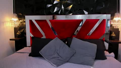 Gaby  online show from April 5, 1:52 pm