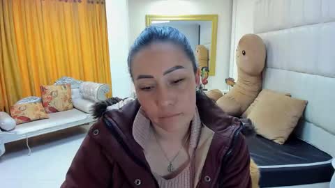 gabriela online show from March 8, 7:53 pm