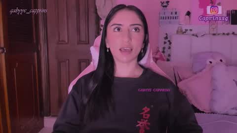 gabyye capprins online show from February 16, 12:31 am