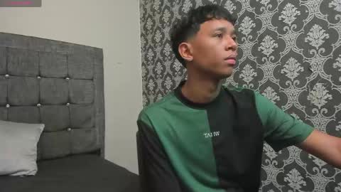 Gael  online show from April 8, 7:17 pm