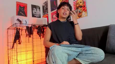 Gael Conner online show from December 5, 4:34 am