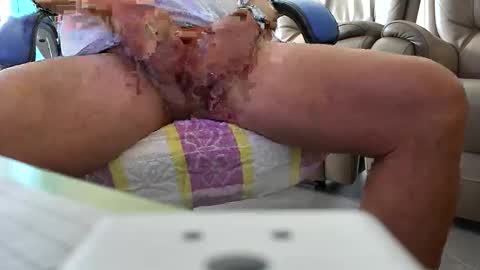 gaetanleon001 online show from October 8, 10:54 am