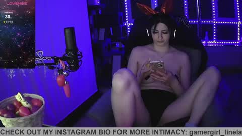 gamergirl_linela online show from April 3, 9:55 pm