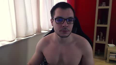 GangstaLover online show from December 15, 8:41 am