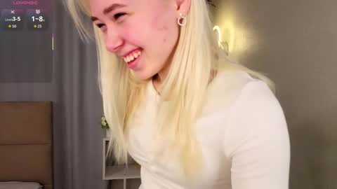 Violla online show from February 10, 5:27 pm