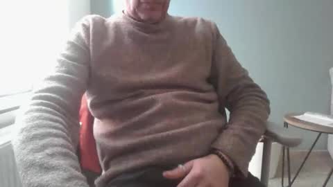 garou75 online show from February 21, 1:47 pm