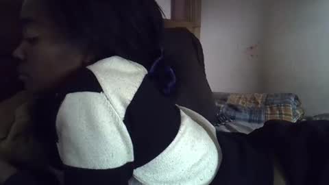 Snapshot of gasielah chatting on February 28, 1:03 pm gasielah online show from February 28, 1:03 pm