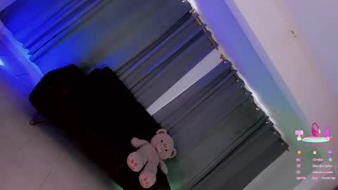 Vnecis Marn online show from April 22, 10:06 pm