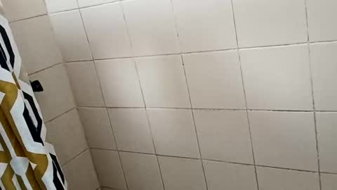 Snapshot of gatorem chatting on February 26, 12:16 pm Feidddd online show from February 26, 12:16 pm