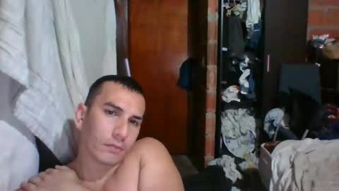gattitosexy_95 online show from January 2, 11:49 pm