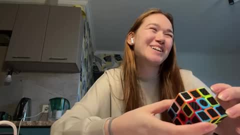 Lana online show from April 20, 1:25 pm