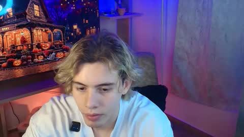 Snapshot of gemdominus chatting on October 17, 2:26 am Gem Dominus online show from October 17, 2:26 am