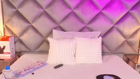 Snapshot of gemma_sm chatting on September 29, 4:55 am Maria online show from September 29, 4:55 am