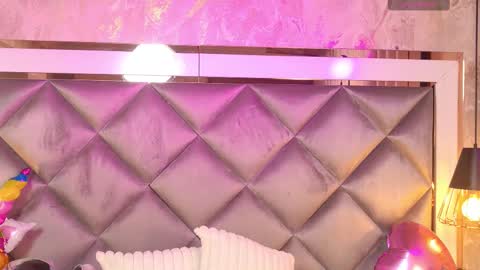 Snapshot of gemma_sm chatting on October 2, 3:05 am Maria online show from October 2, 3:05 am