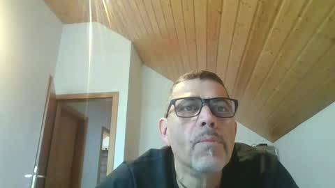 Gen online show from December 20, 11:00 am