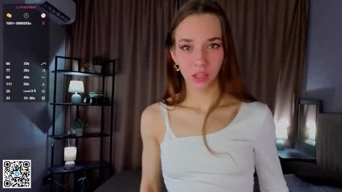 Amely  online show from November 21, 4:10 am