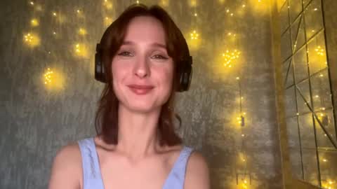 Riana online show from April 20, 4:04 am