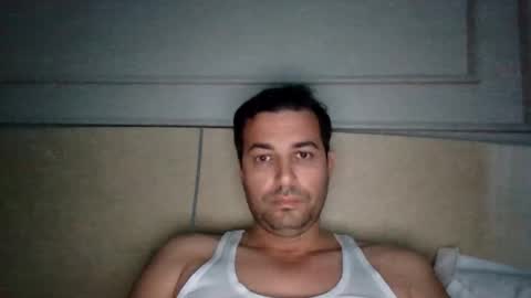 genteldevil online show from December 22, 8:10 am