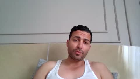 genteldevil online show from April 13, 9:46 am