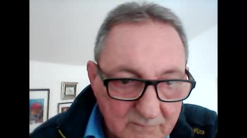 georg1412 online show from April 12, 12:20 pm