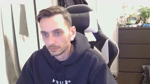 georgek0011 online show from March 21, 1:44 am