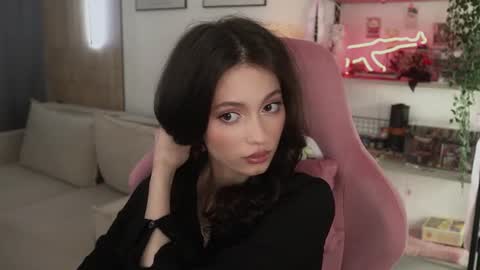 georgiamorandi online show from June 13, 1:32 pm