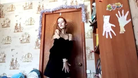 Ellie online show from March 19, 9:37 am