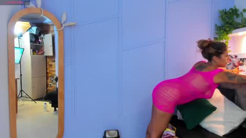 Georgina Coule online show from February 7, 12:06 pm