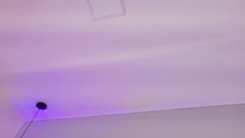 Kendal  online show from December 5, 2:11 am