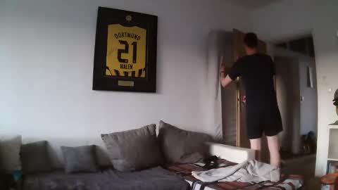 germanbigbln online show from April 21, 6:04 pm