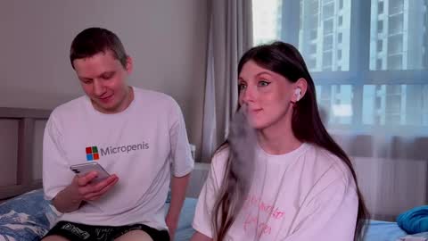 Snapshot of gethigh_ chatting on February 8, 4:57 am Liz and Mark online show from February 8, 4:57 am