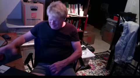 Gethyn online show from August 3, 4:14 am