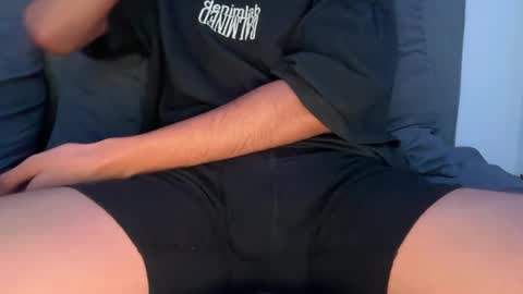 Snapshot of gh0st_boy_ chatting on October 5, 2:20 am gh0st_boy_ online show from October 5, 2:20 am